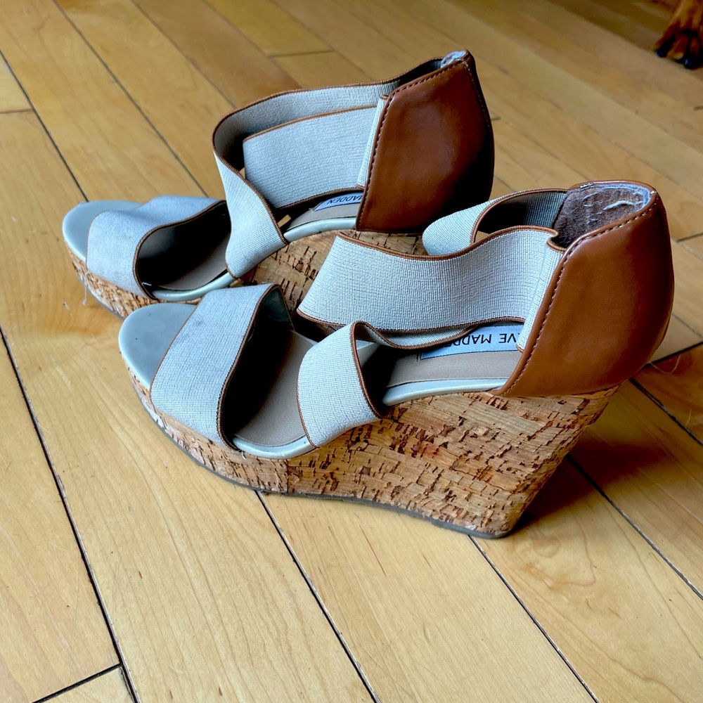 Steve Madden wedges size 10